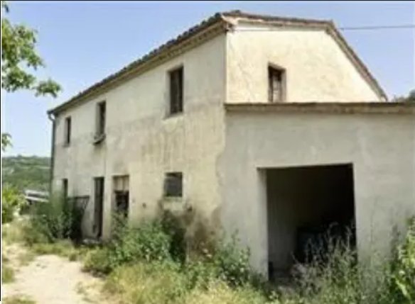 casale in vendita a Tavoleto