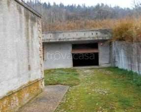 locale commerciale in vendita a Tavoleto