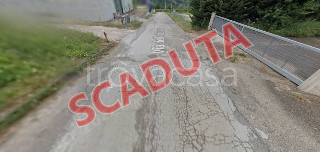 casa indipendente in vendita a Tavoleto