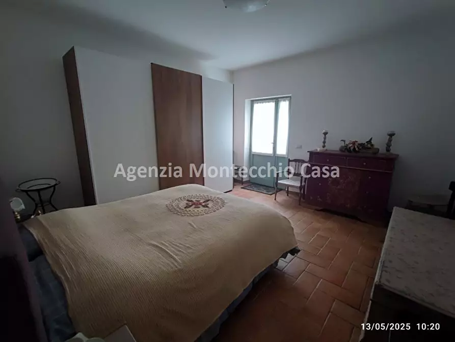 casa indipendente in vendita a Tavoleto