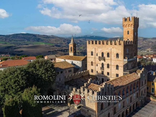 intera palazzina in vendita a Tavoleto