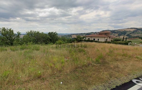 casa indipendente in vendita a Tavoleto