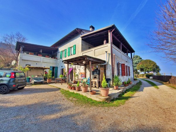 casa indipendente in vendita a Tavullia