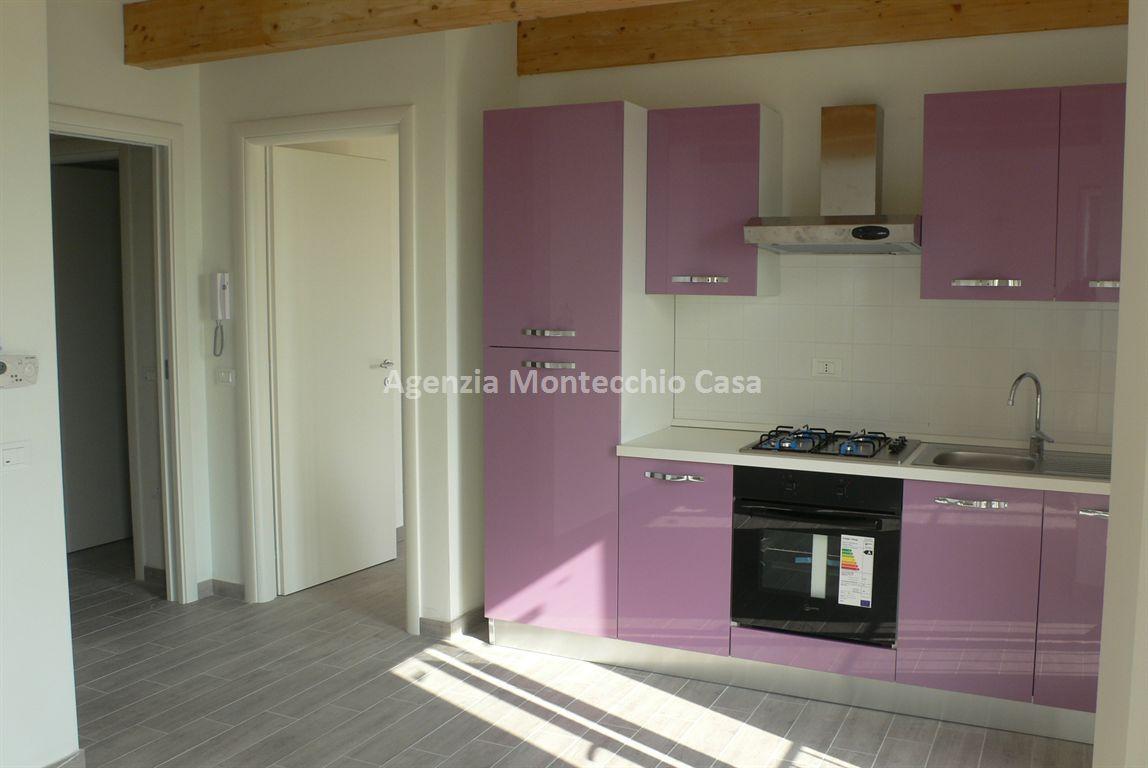 appartamento in vendita a Tavullia in zona Belvedere Fogliense