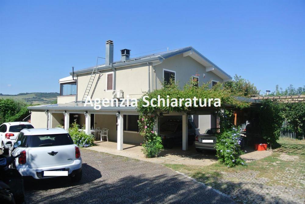 casa indipendente in vendita a Tavullia in zona Babbucce