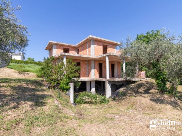 casa indipendente in vendita a Tavullia in zona Picciano