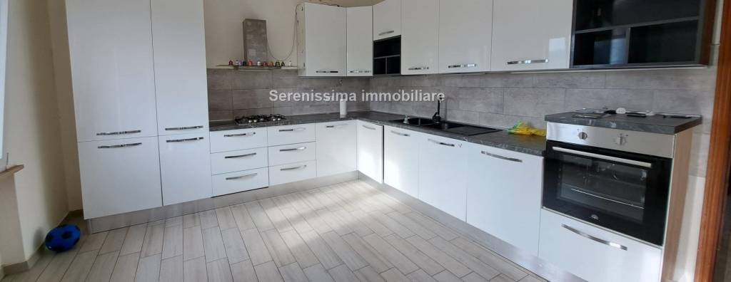 appartamento in vendita a Tavullia in zona Case Bernardi