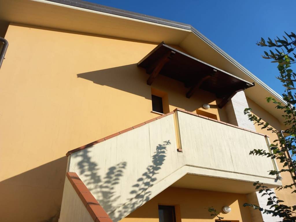 appartamento in vendita a Tavullia in zona Padiglione