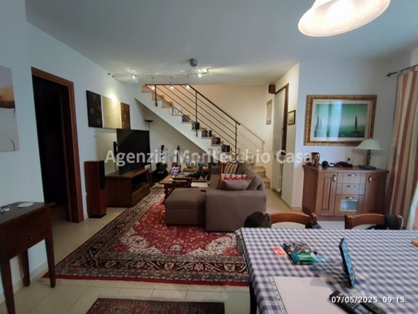 appartamento in vendita a Tavullia in zona Padiglione