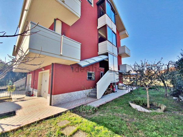 casa indipendente in vendita a Tavullia in zona Padiglione