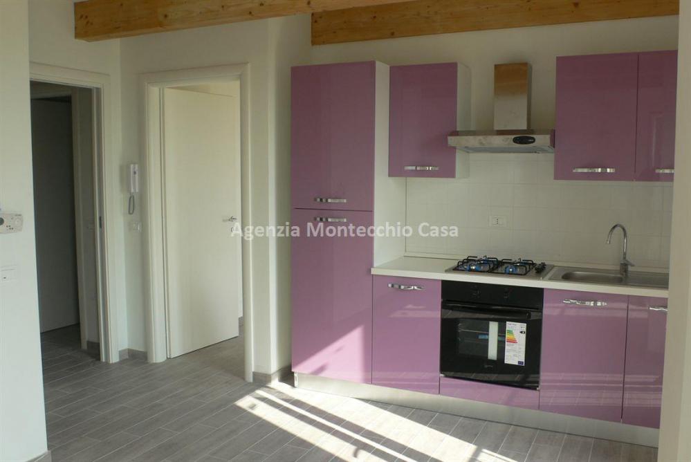 appartamento in vendita a Tavullia in zona Belvedere Fogliense