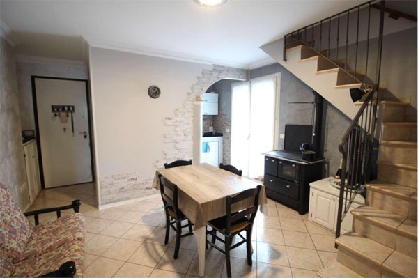 appartamento in vendita a Tavullia in zona Padiglione