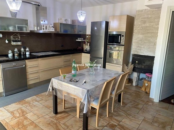 appartamento in vendita a Tavullia in zona Padiglione