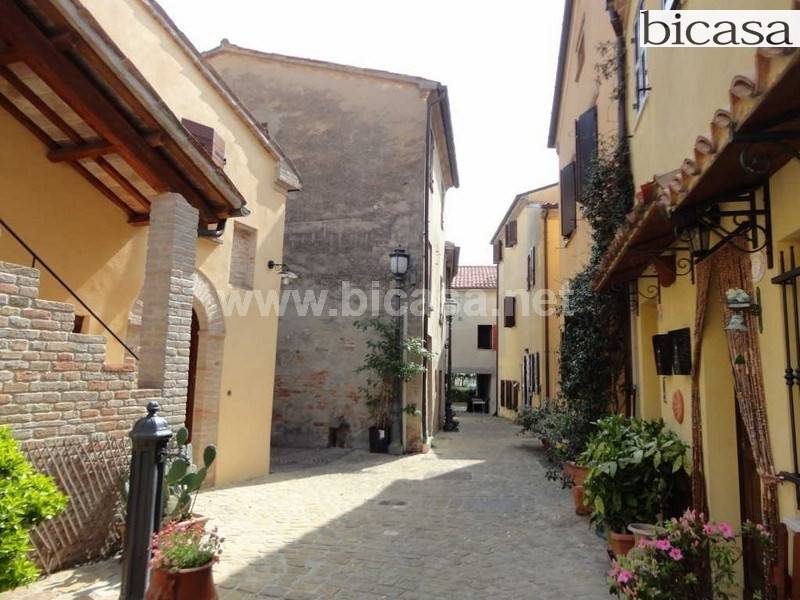 casa indipendente in vendita a Tavullia