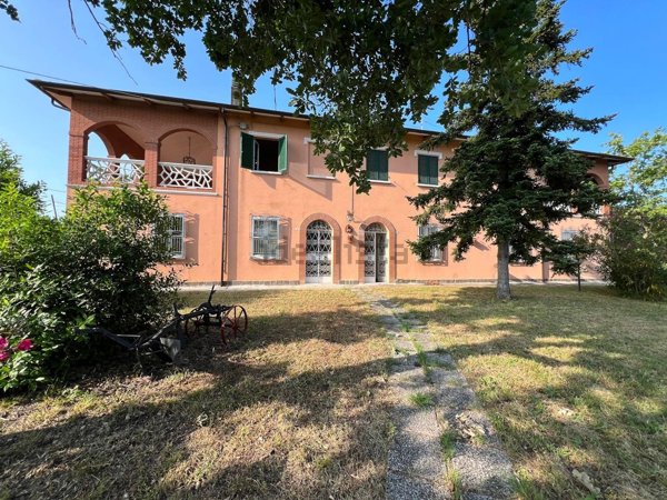 casa indipendente in vendita a Tavullia in zona Monteluro