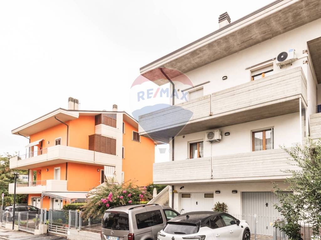 appartamento in vendita a Tavullia in zona Padiglione