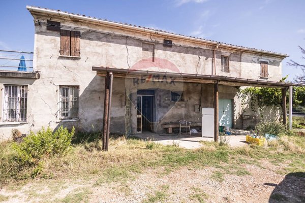 casa indipendente in vendita a Tavullia in zona Babbucce