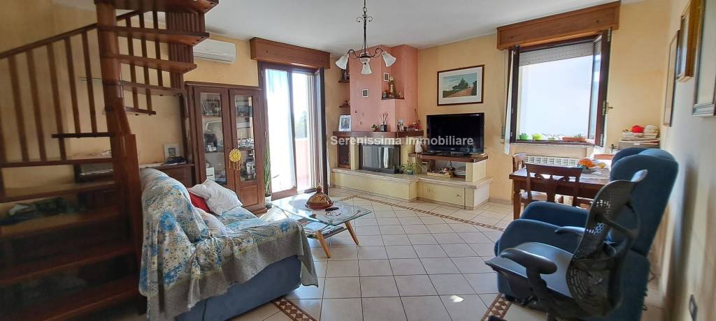 appartamento in vendita a Tavullia in zona Padiglione