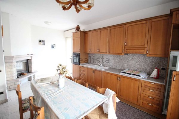 casa indipendente in vendita a Tavullia in zona Padiglione