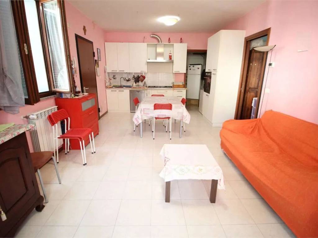 appartamento in vendita a Tavullia in zona Case Bernardi