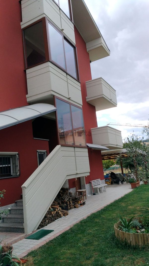 casa indipendente in vendita a Tavullia in zona Padiglione