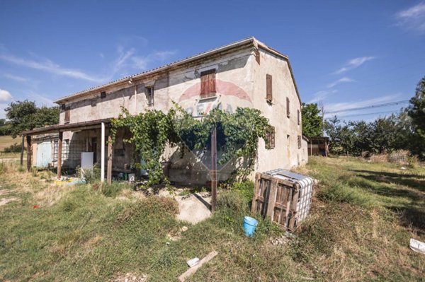 casa indipendente in vendita a Tavullia in zona Babbucce