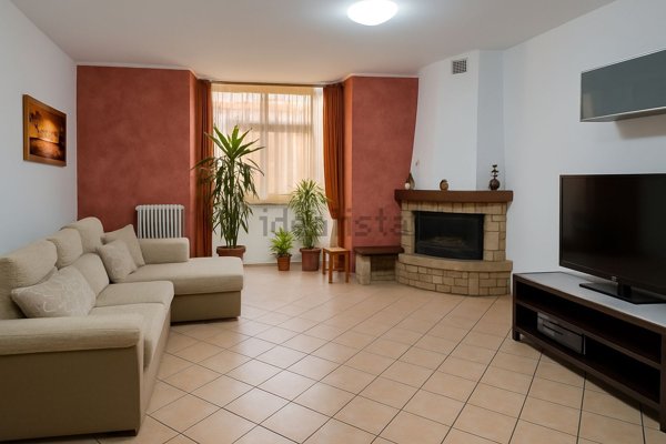 appartamento in vendita a Tavullia in zona Babbucce