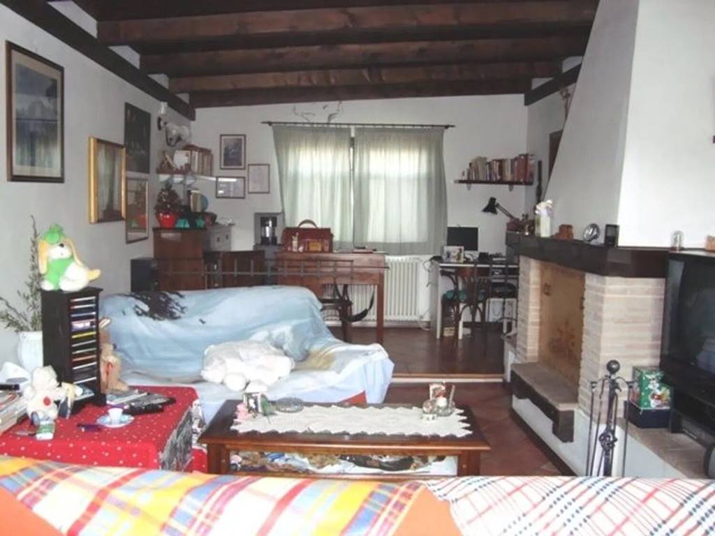 casa indipendente in vendita a Tavullia