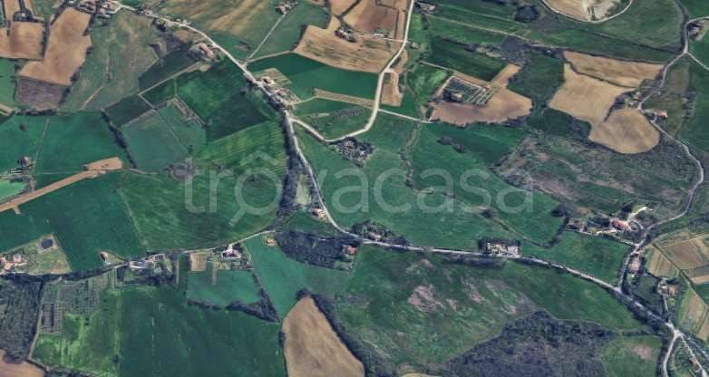 locale di sgombero in vendita a Tavullia in zona Babbucce