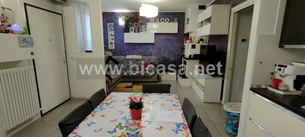 appartamento in vendita a Tavullia in zona Pirano