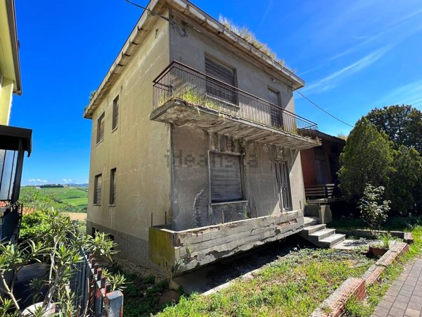 casa indipendente in vendita a Tavullia