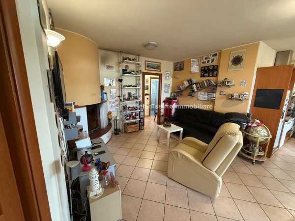 casa indipendente in vendita a Tavullia in zona Padiglione