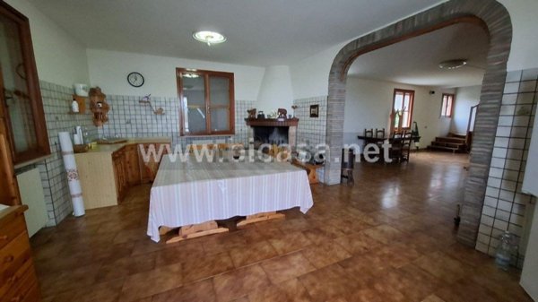 casa indipendente in vendita a Tavullia in zona Babbucce