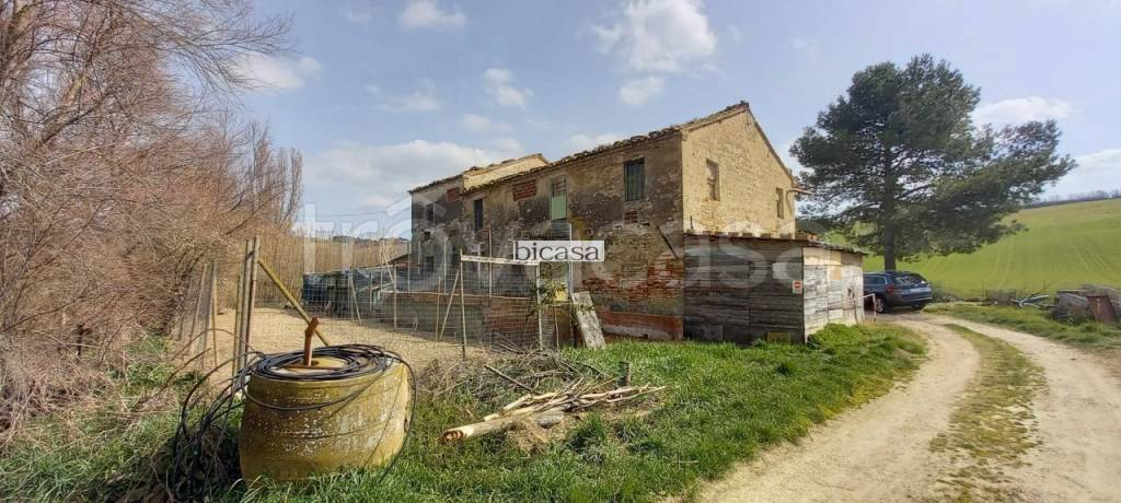 casa indipendente in vendita a Tavullia