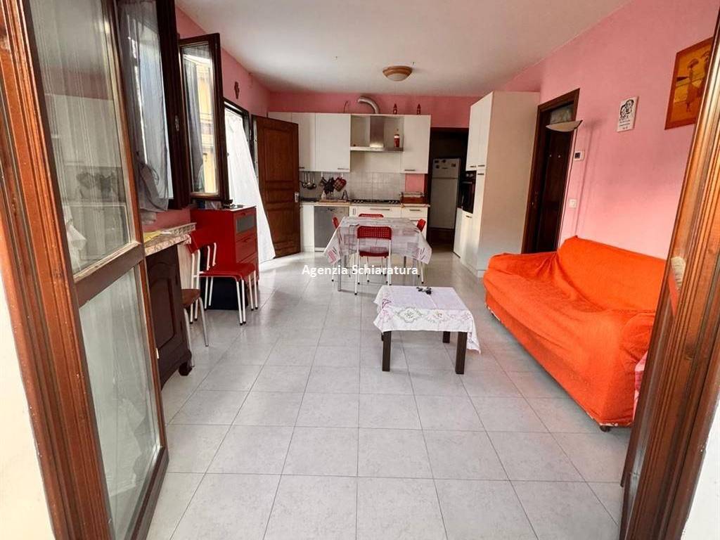 appartamento in vendita a Tavullia in zona Case Bernardi