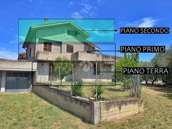 appartamento in vendita a Tavullia in zona Padiglione