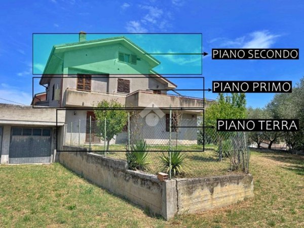 casa indipendente in vendita a Tavullia in zona Padiglione