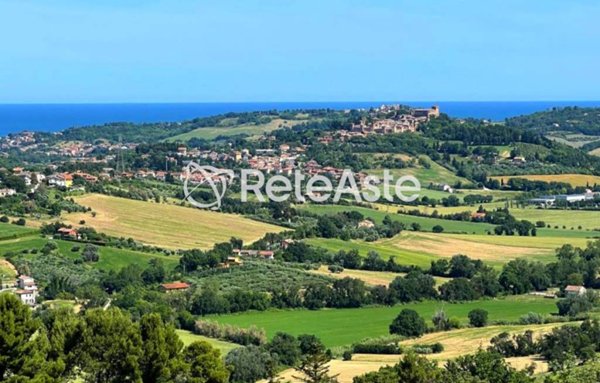 casa indipendente in vendita a Tavullia in zona Monteluro