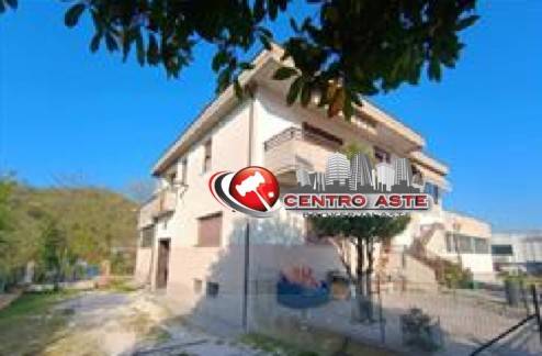 appartamento in vendita ad Urbania