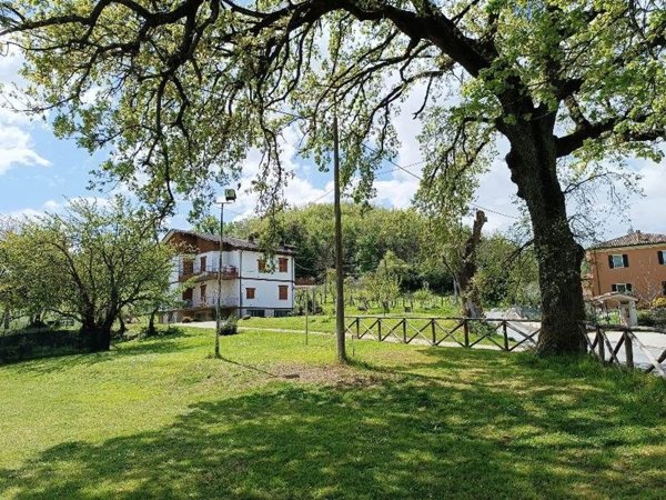 casa indipendente in vendita ad Urbania
