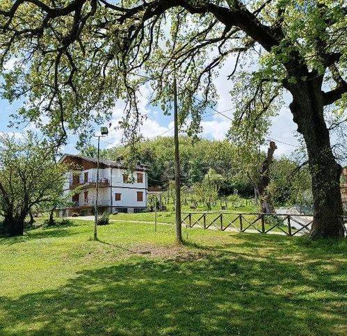 casa indipendente in vendita ad Urbania