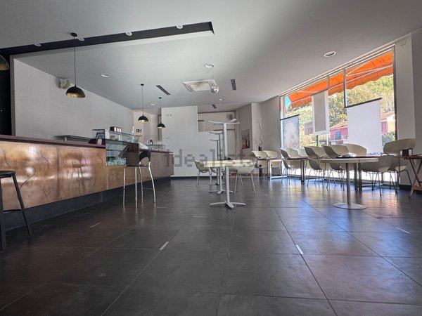 negozio in vendita ad Urbania