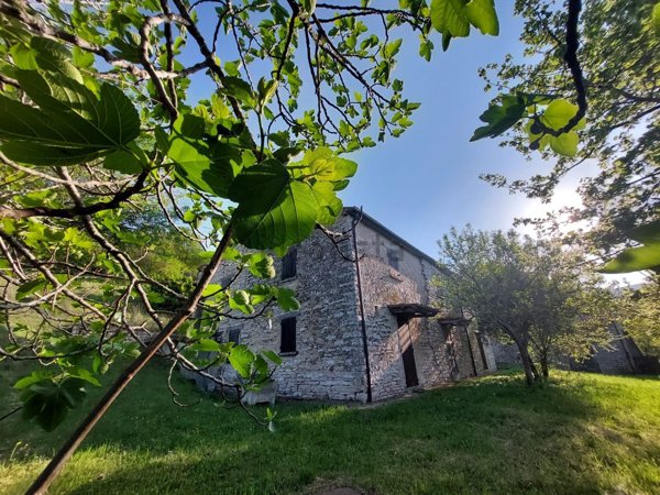 casale in vendita ad Urbania