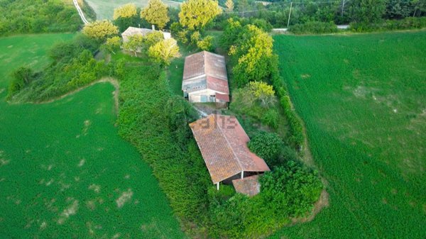 casa indipendente in vendita ad Urbania