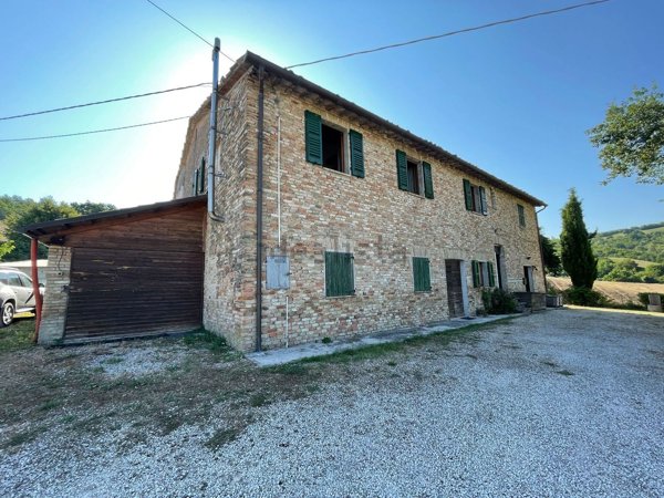 casa indipendente in vendita ad Urbania