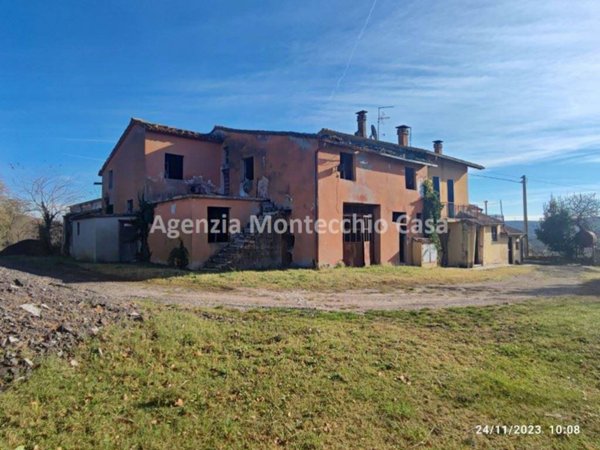 casa indipendente in vendita ad Urbino