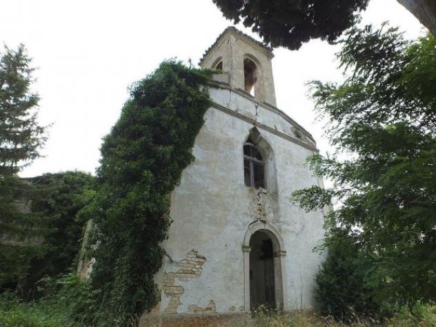 intera palazzina in vendita ad Urbino in zona Ghiaiolo
