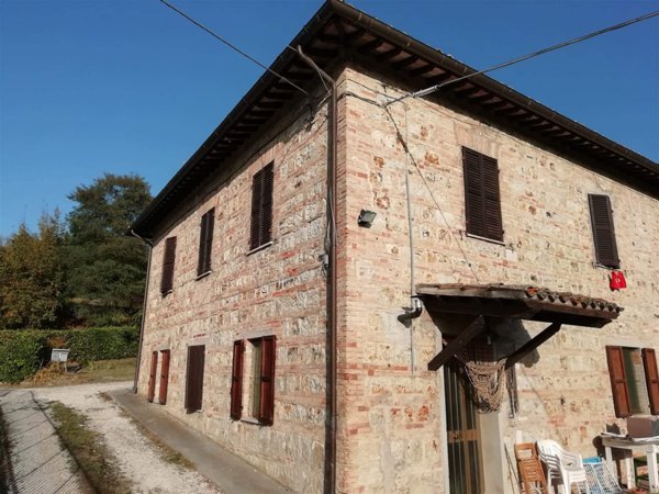 appartamento in vendita ad Urbino