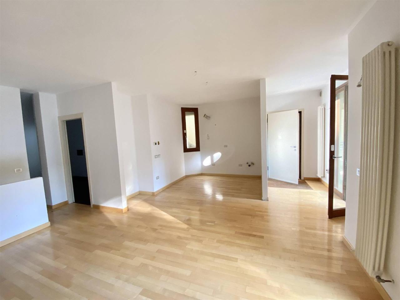 appartamento in vendita ad Urbino in zona La Torre