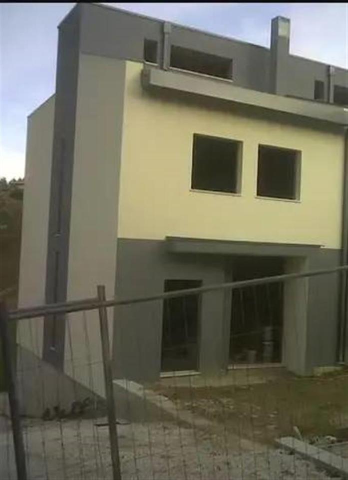 appartamento in vendita ad Urbino in zona Pieve di Cagna